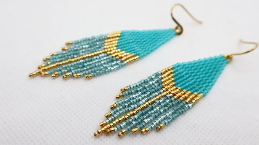 ARETES VERDE MATE E IRISADO