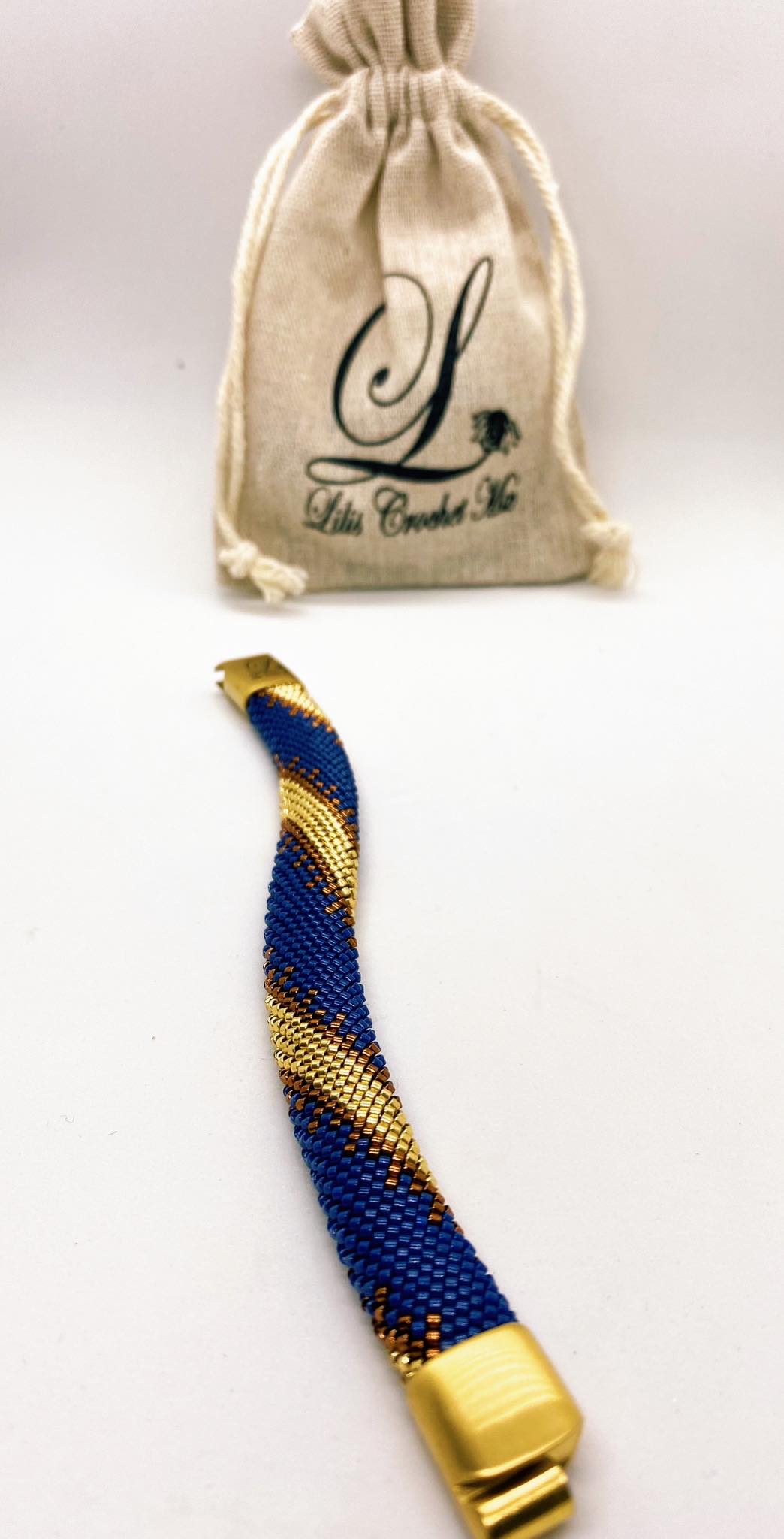 PULSERA PETROLEO